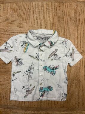 Peanuts White Button-Down Shirt with Surf & Car Print
